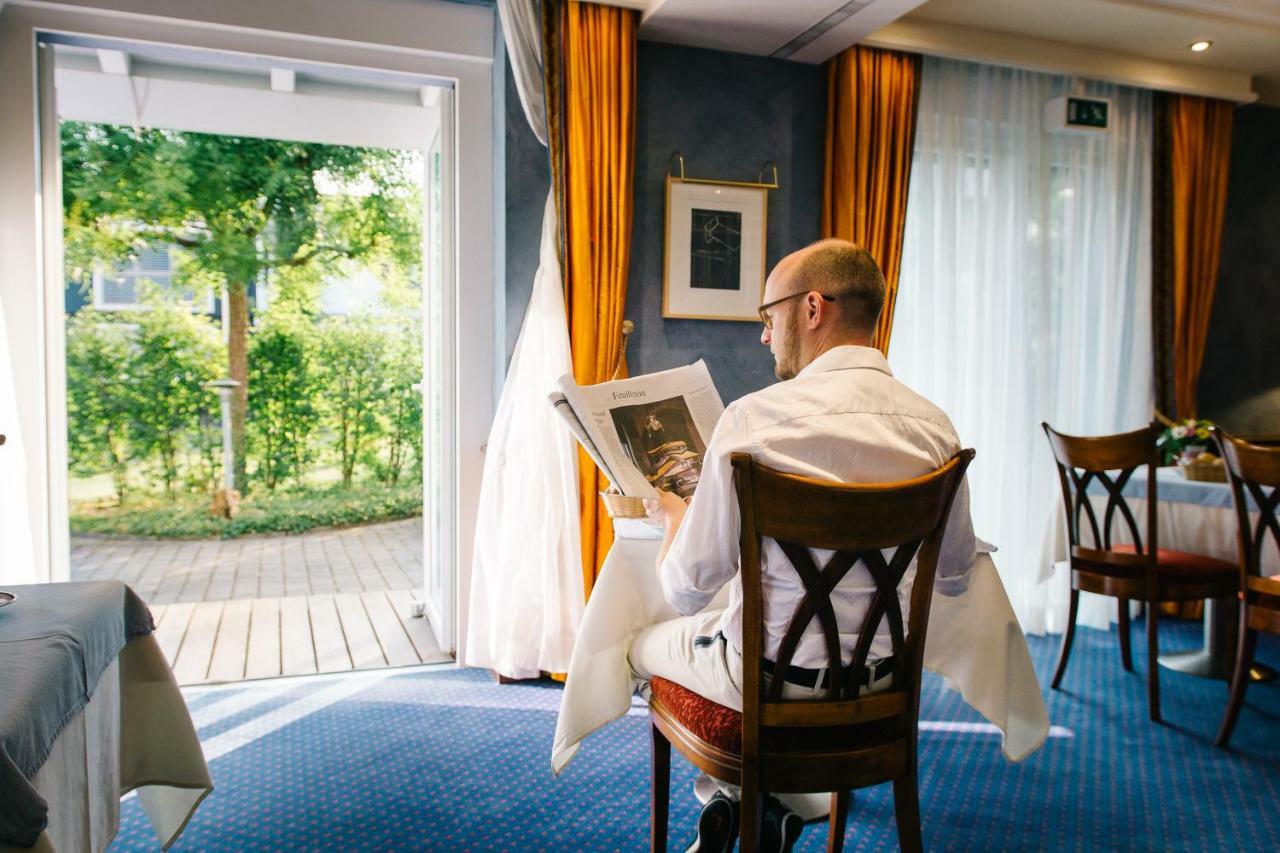 Landhaus Keller - Hotel & Restaurant Malterdingen エクステリア 写真