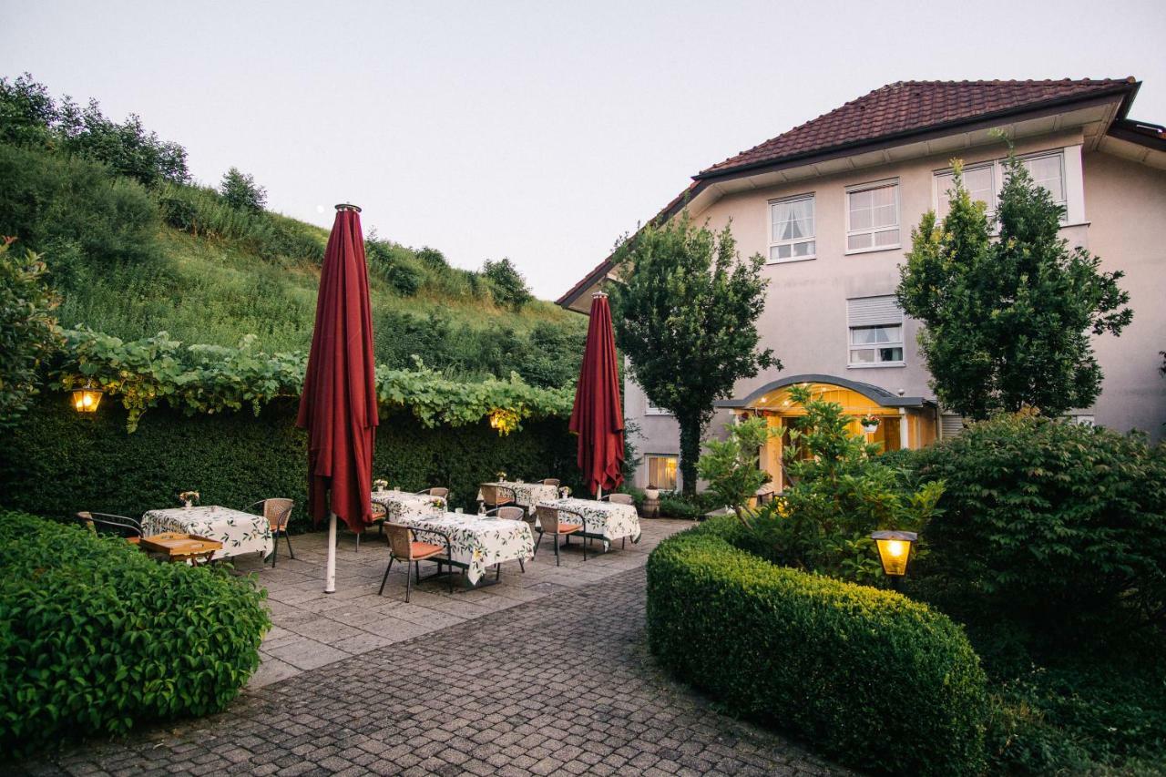 Landhaus Keller - Hotel & Restaurant Malterdingen エクステリア 写真