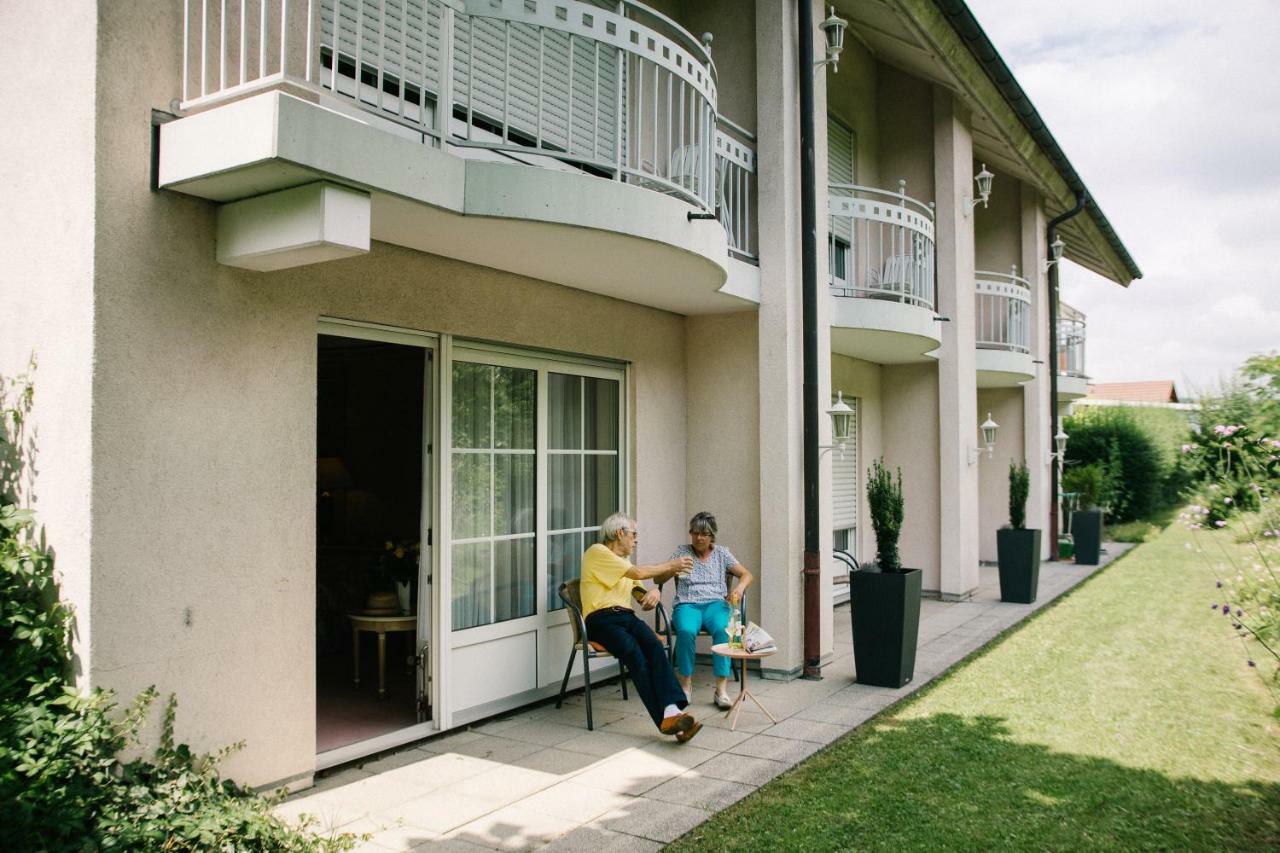 Landhaus Keller - Hotel & Restaurant Malterdingen エクステリア 写真